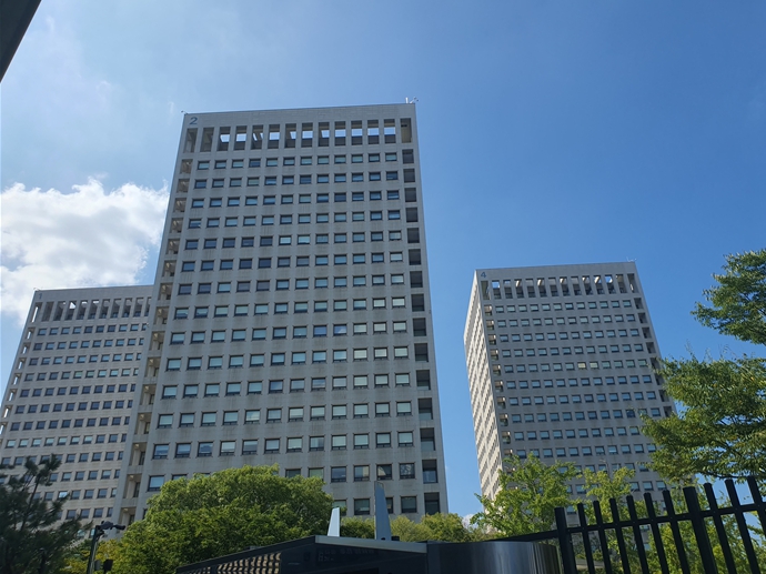 조달청, 차량용 요소 비축물자 무단사용 적발...강력 대응 기사 이미지